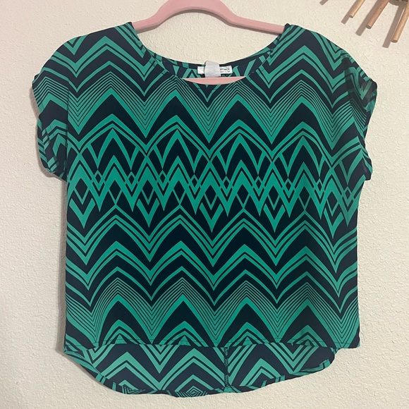 a'gaci Tops - A’GACI Chevron Mixed Design Top